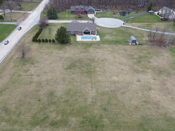 12815 Grant Street, Crown Point, IN 46307