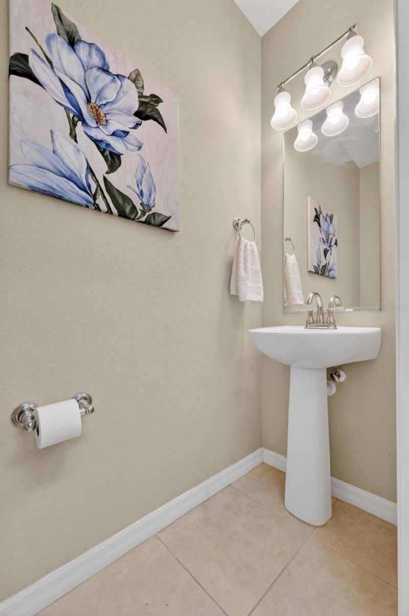 3736 82nd Avenue Circle E, Unit 105, Sarasota, FL 34243 Photo