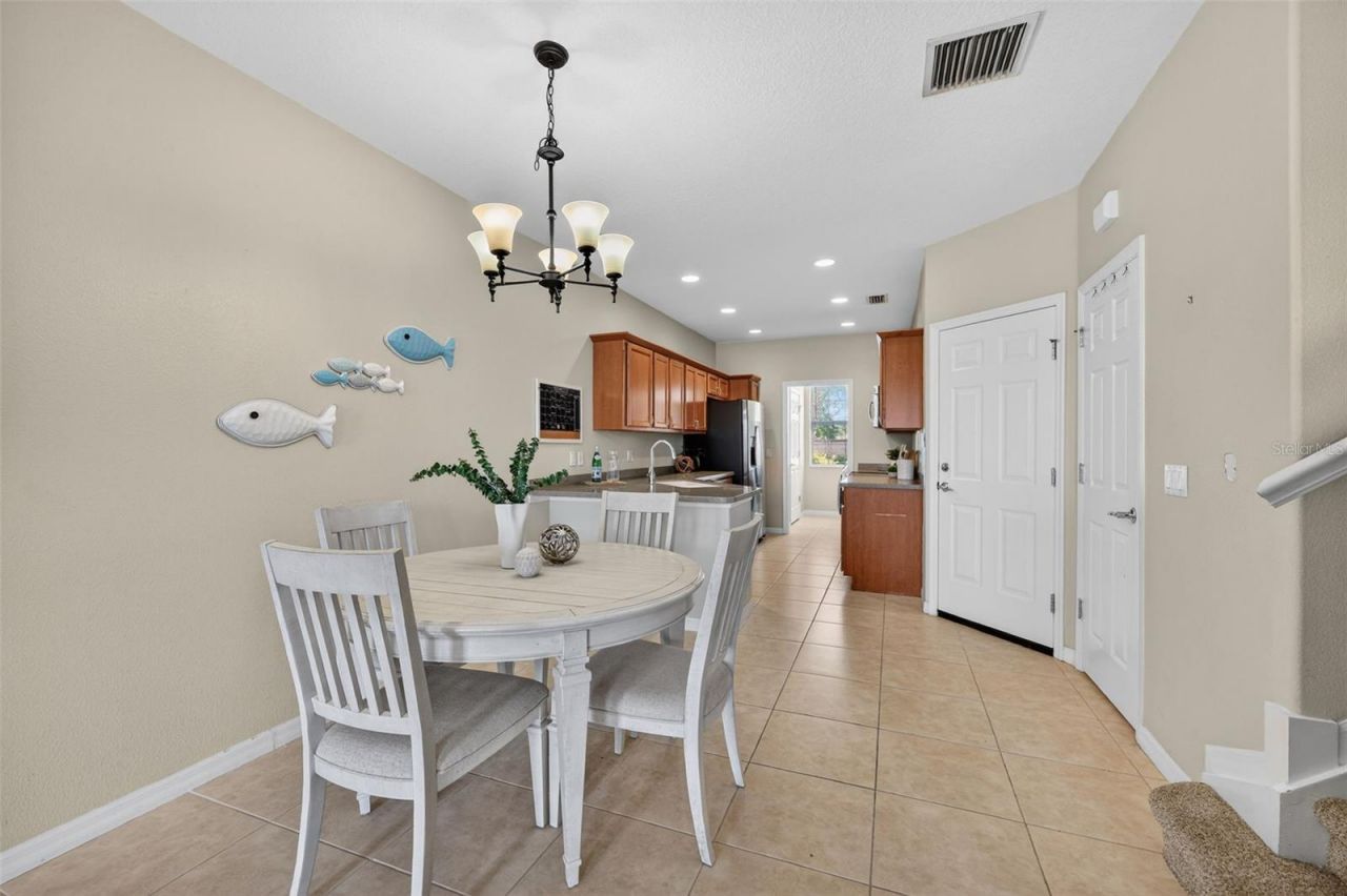 3736 82nd Avenue Circle E, Unit 105, Sarasota, FL 34243 Photo