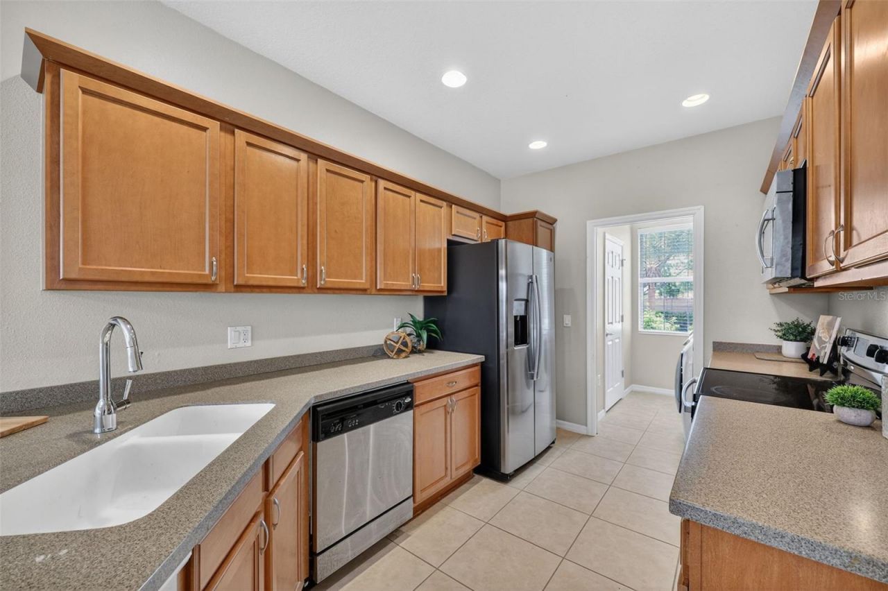 3736 82nd Avenue Circle E, Unit 105, Sarasota, FL 34243 Photo