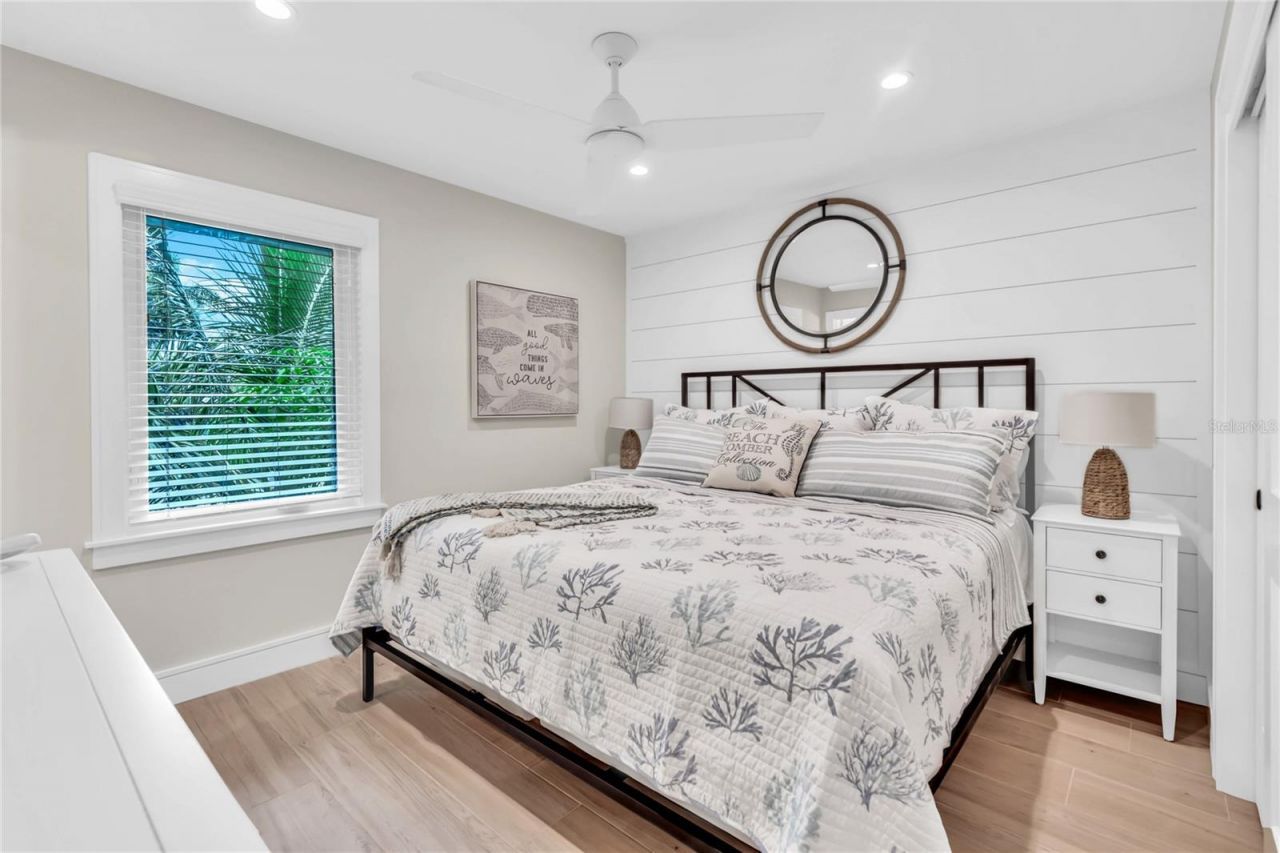 2208 Avenue A, Bradenton Beach, FL 34217 Photo