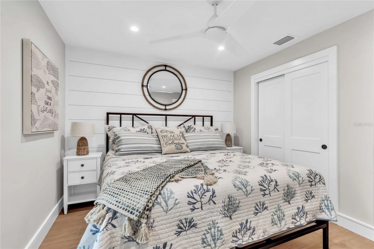 2208 Avenue A, Bradenton Beach, FL 34217 Photo