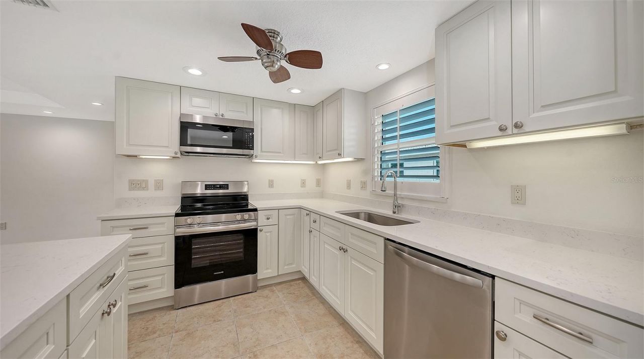 6140 Midnight Pass Road , Unit C-2, Sarasota, FL 34242 Photo