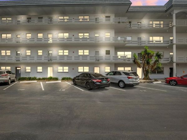 3018 59TH STREET S, Unit 405, GULFPORT, FL 33707