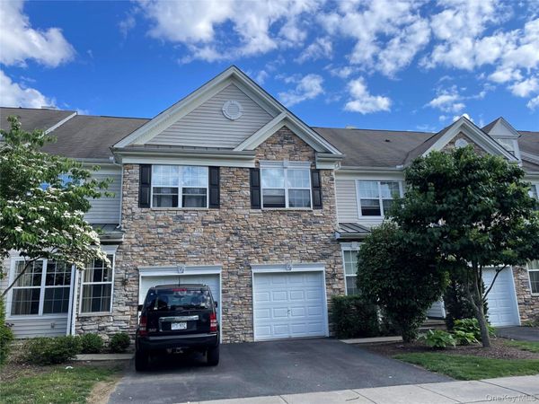 122 Barr Lane, Monroe, NY 10950