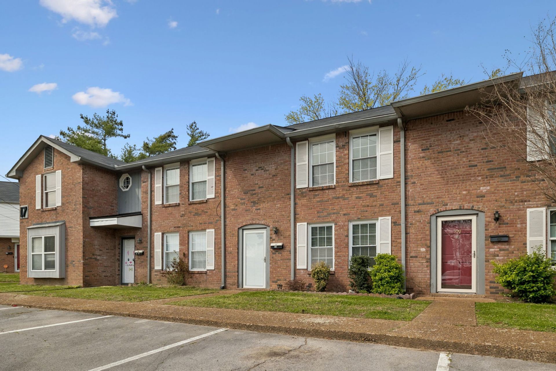 5510 Country Dr , Unit 108, Nashville, TN 37211 Main Photo