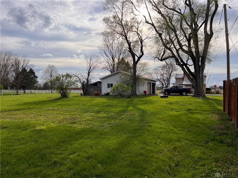 1292 Medway New Carlisle Road, Bethel Township, OH 45341 Photo 4