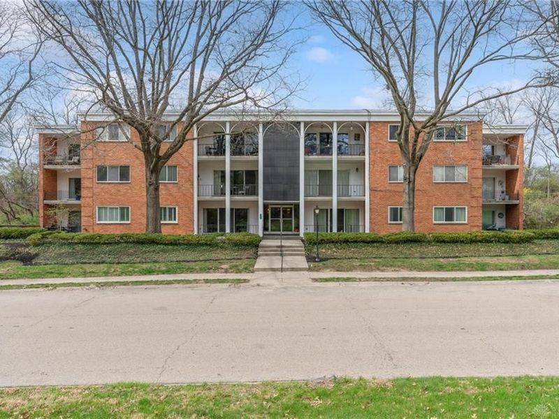 3225 Southdale #5 Drive, Dayton, OH 45409 Photo 2