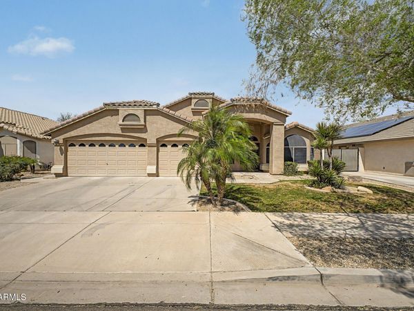 768 N 168TH Avenue, Goodyear, AZ 85338