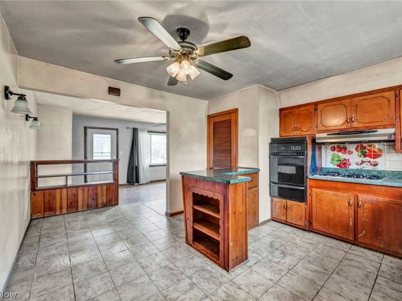 3144 Lost Nation Blvd, Willoughby, OH 44094 Photo 10