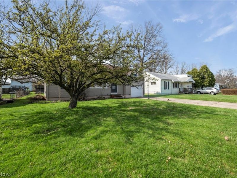 3144 Lost Nation Blvd, Willoughby, OH 44094 Photo 3