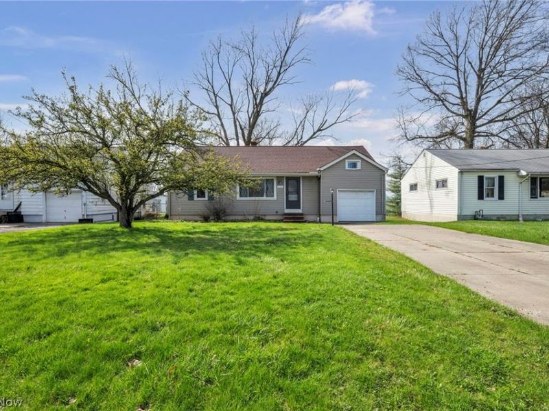 3144 Lost Nation Blvd, Willoughby, OH 44094 Photo 4