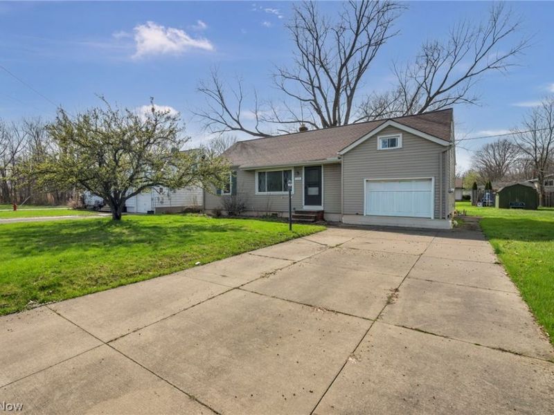 3144 Lost Nation Blvd, Willoughby, OH 44094 Photo 5