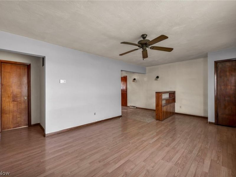 3144 Lost Nation Blvd, Willoughby, OH 44094 Photo 6