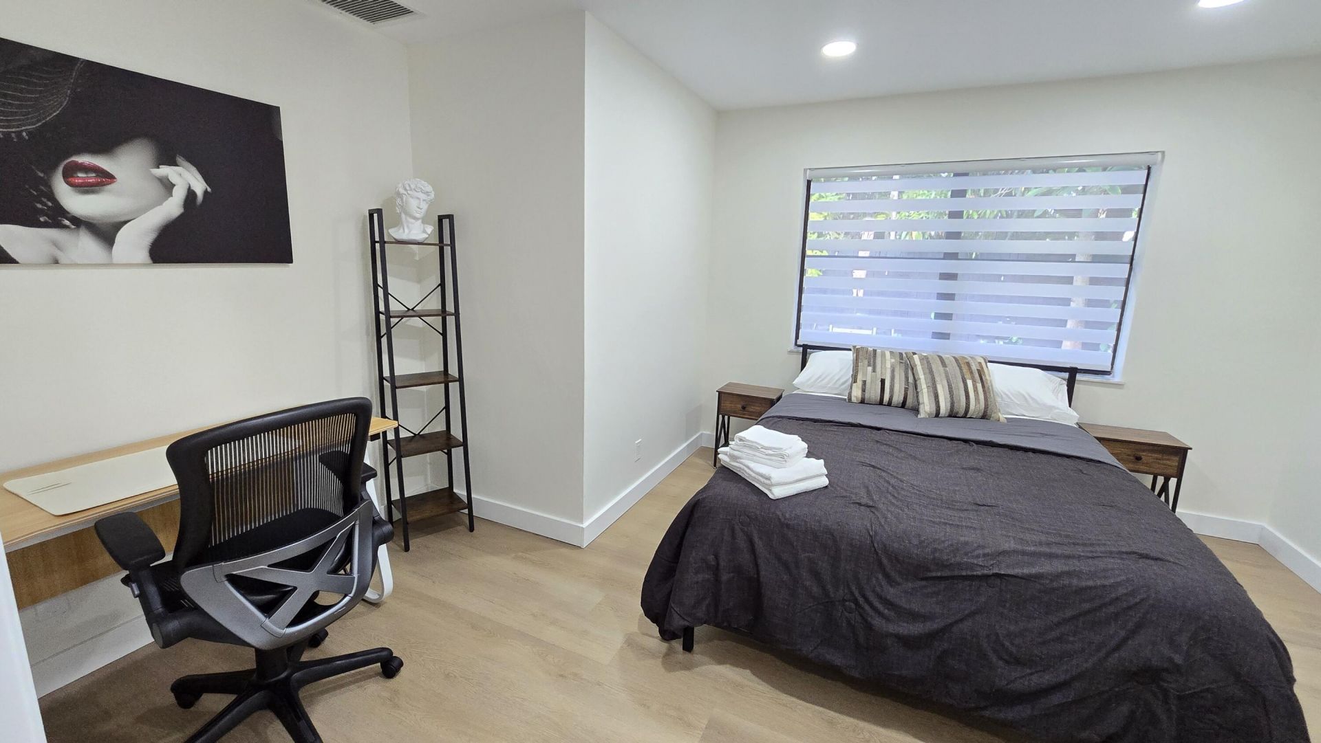 1236 NE 12th Avenue, Unit B, Fort Lauderdale, FL 33304 Photo