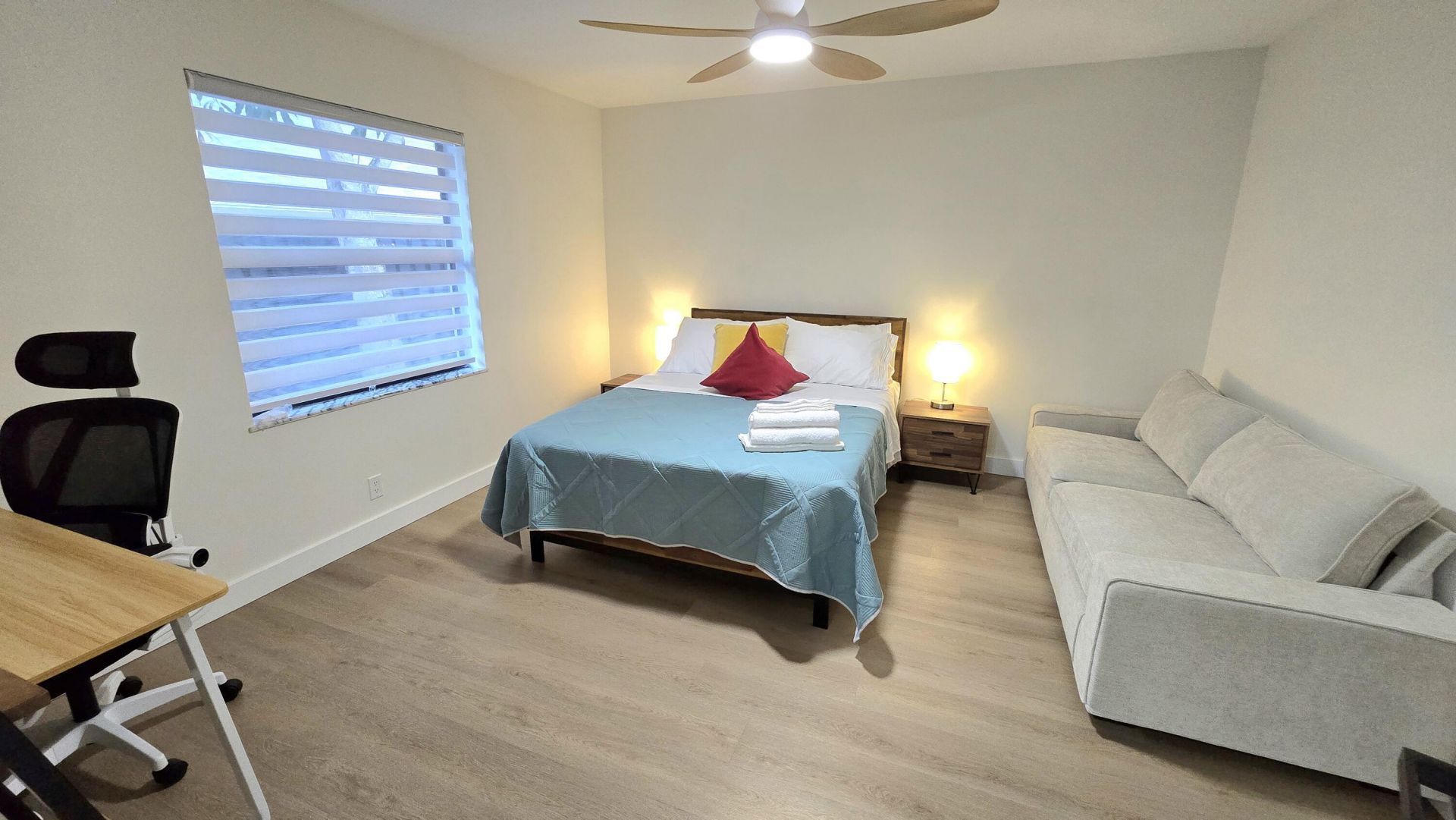 1236 NE 12th Avenue, Unit B, Fort Lauderdale, FL 33304 Photo