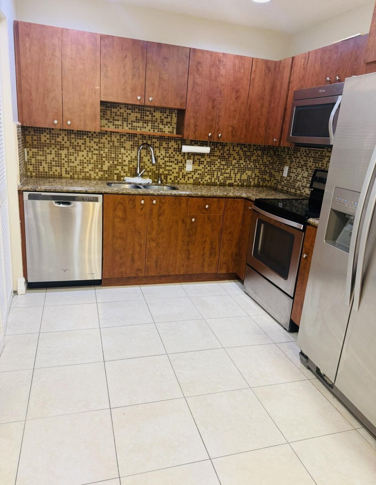 1005 Manor Drive, Unit 3d, Palm Springs, FL 33461 Photo