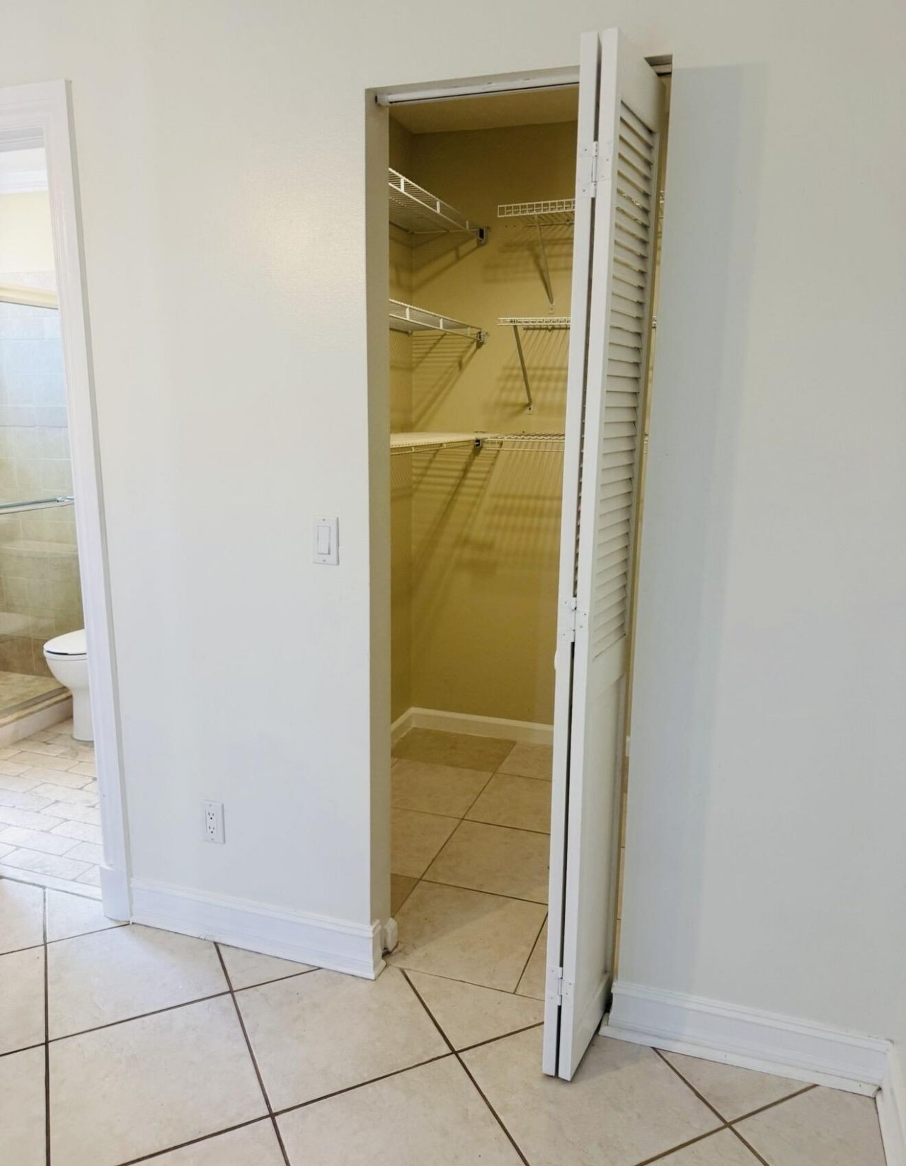 1005 Manor Drive, Unit 3d, Palm Springs, FL 33461 Photo