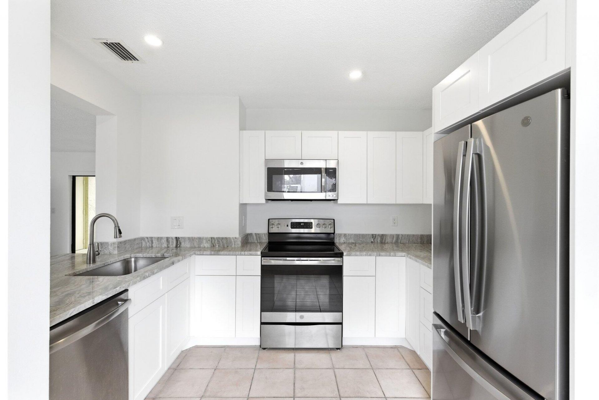 11319 Royal Palm Boulevard, Unit B-2, Coral Springs, FL 33065 Photo
