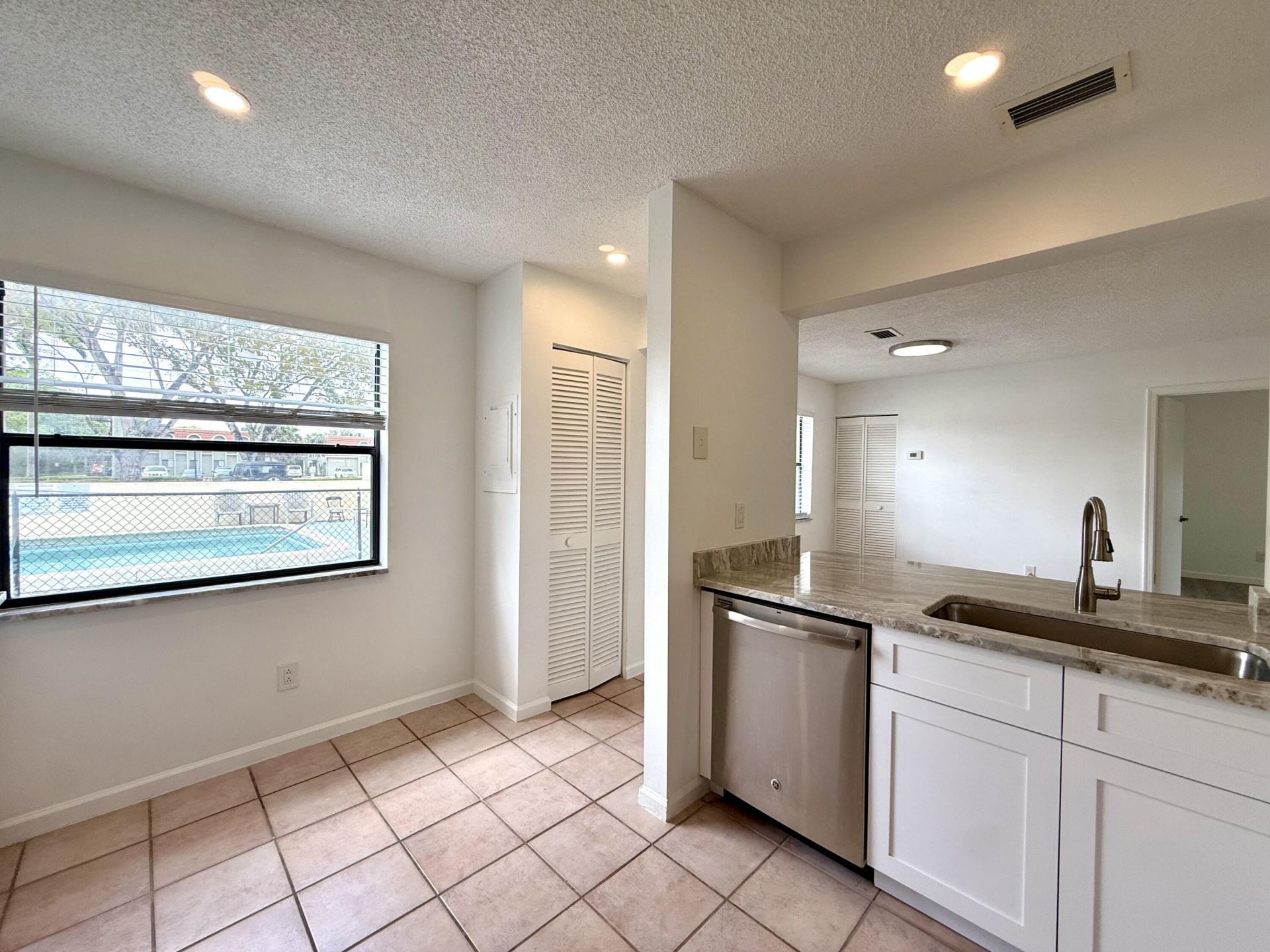 11319 Royal Palm Boulevard, Unit B-2, Coral Springs, FL 33065 Photo