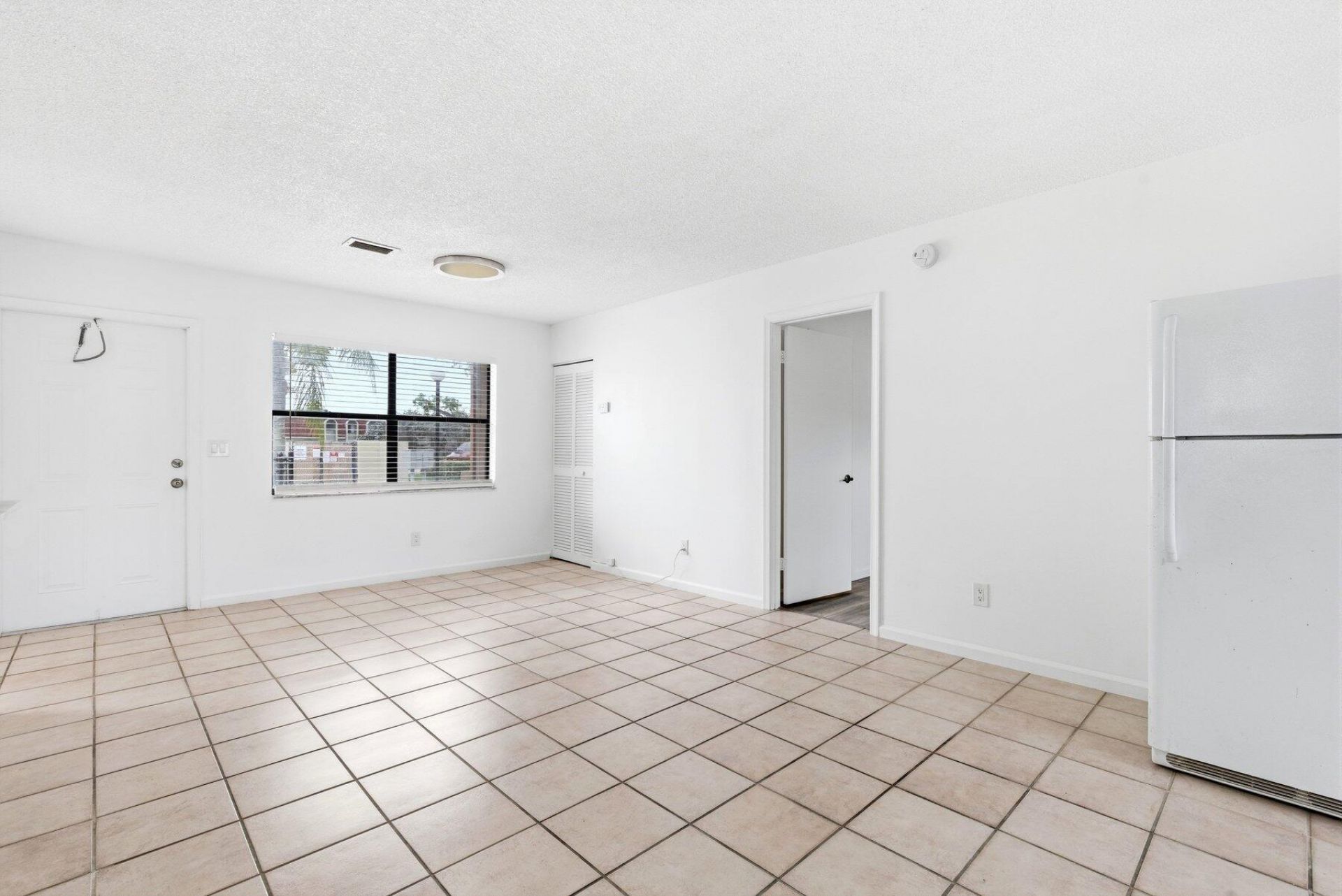 11319 Royal Palm Boulevard, Unit B-2, Coral Springs, FL 33065 Photo