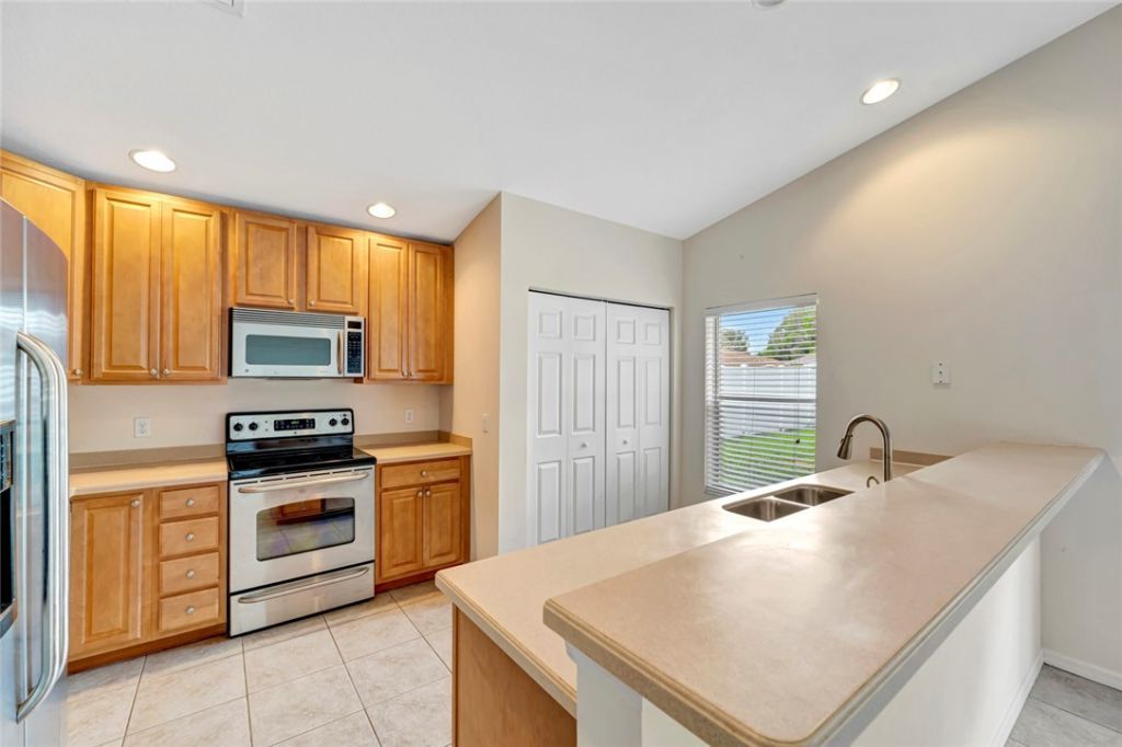 427 Lexington Avenue Sw, Vero Beach, FL 32962 Photo