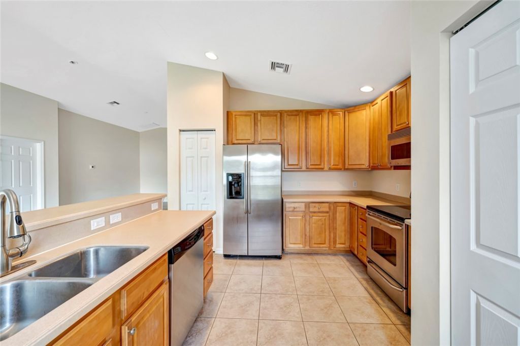 427 Lexington Avenue Sw, Vero Beach, FL 32962 Photo