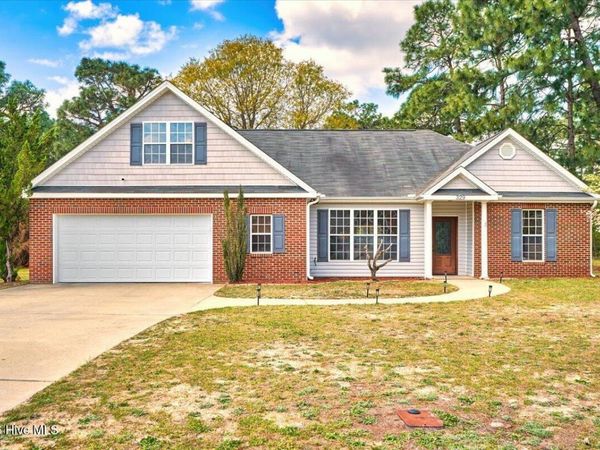 329 Green Links Drive, Cameron, NC 28326