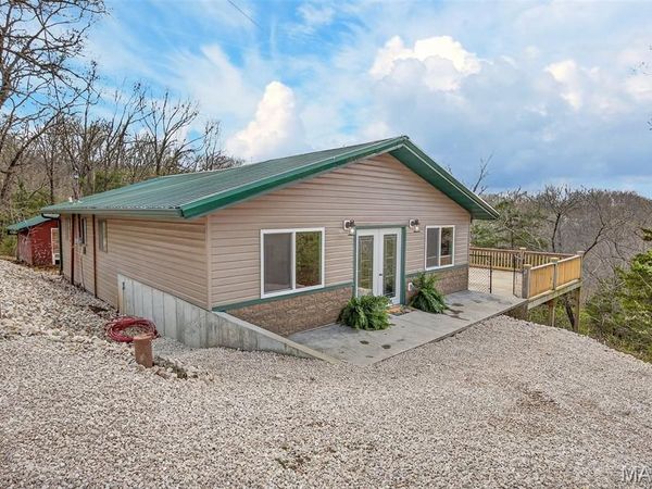 89 Singing Oaks Drive, Sunrise Beach, MO 65079