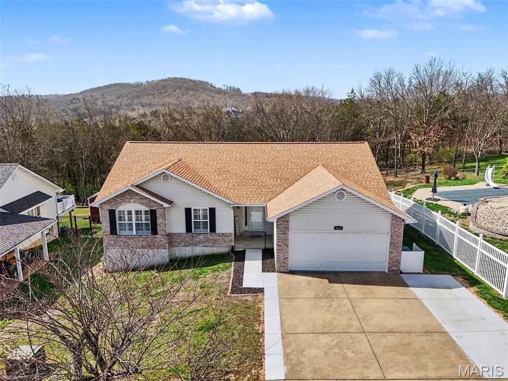 2525 Castle Pines Drive , Imperial, MO 63052 Main Photo