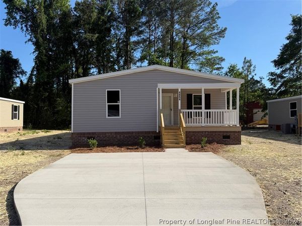 4054 Lodge Drive, Wade, NC 28395