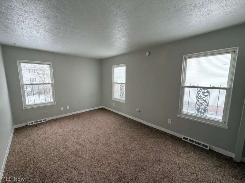 3060 Charles Carr Place, Cleveland, OH 44104 Photo 4
