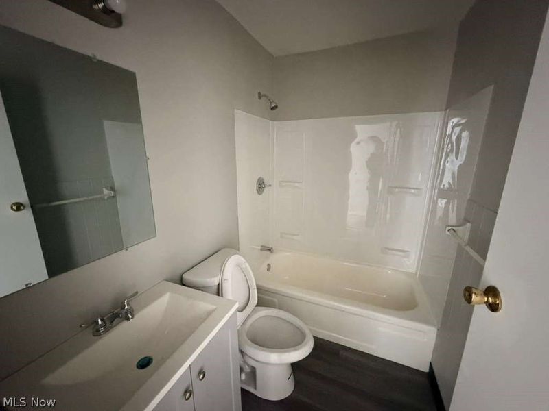 3060 Charles Carr Place, Cleveland, OH 44104 Photo 9