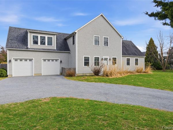 14 Freds Lane, Shelter Island, NY 11964