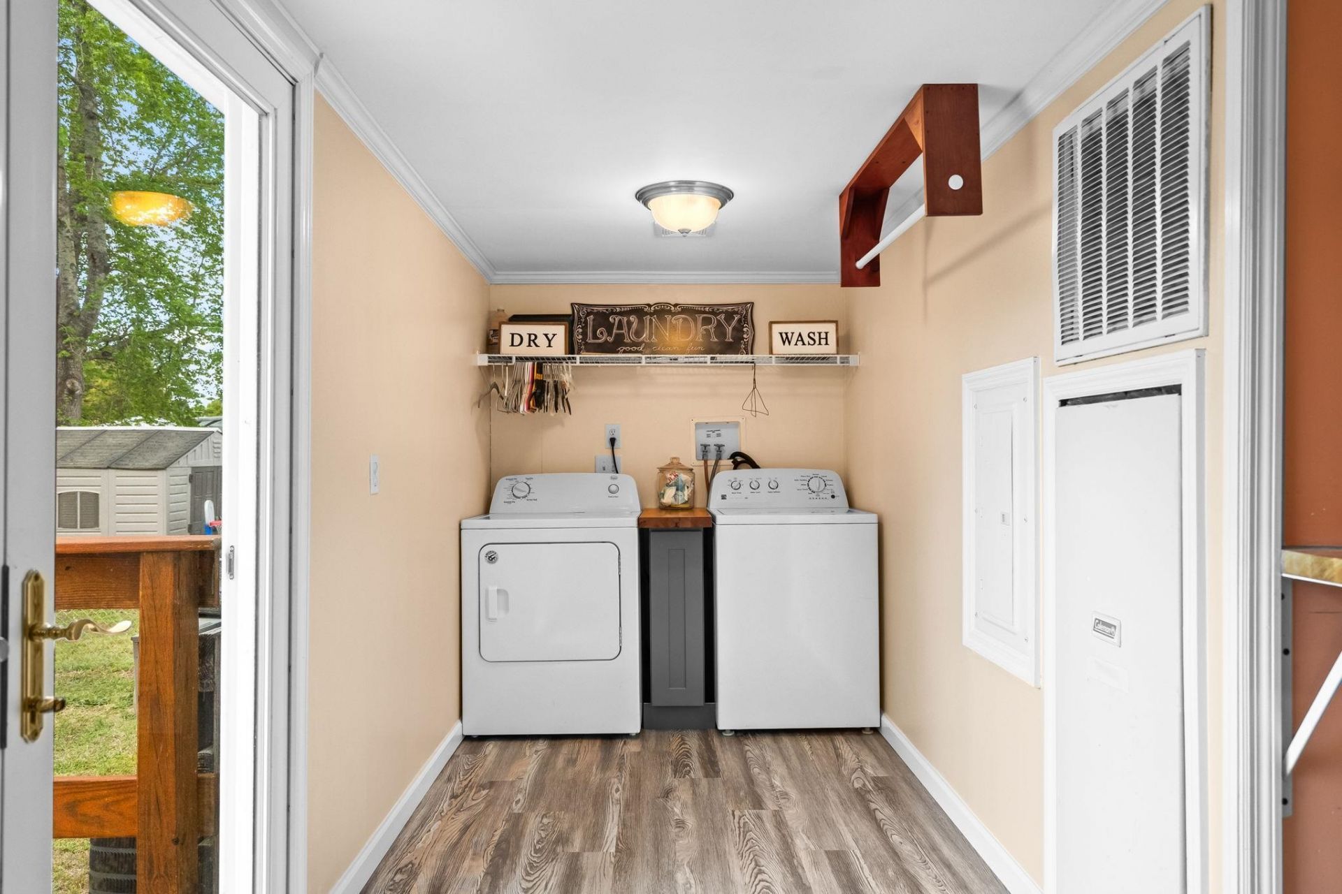 425 Sand Hill Dr. Photo 26