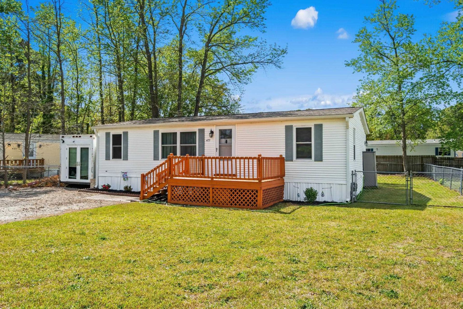 425 Sand Hill Dr. Photo 36