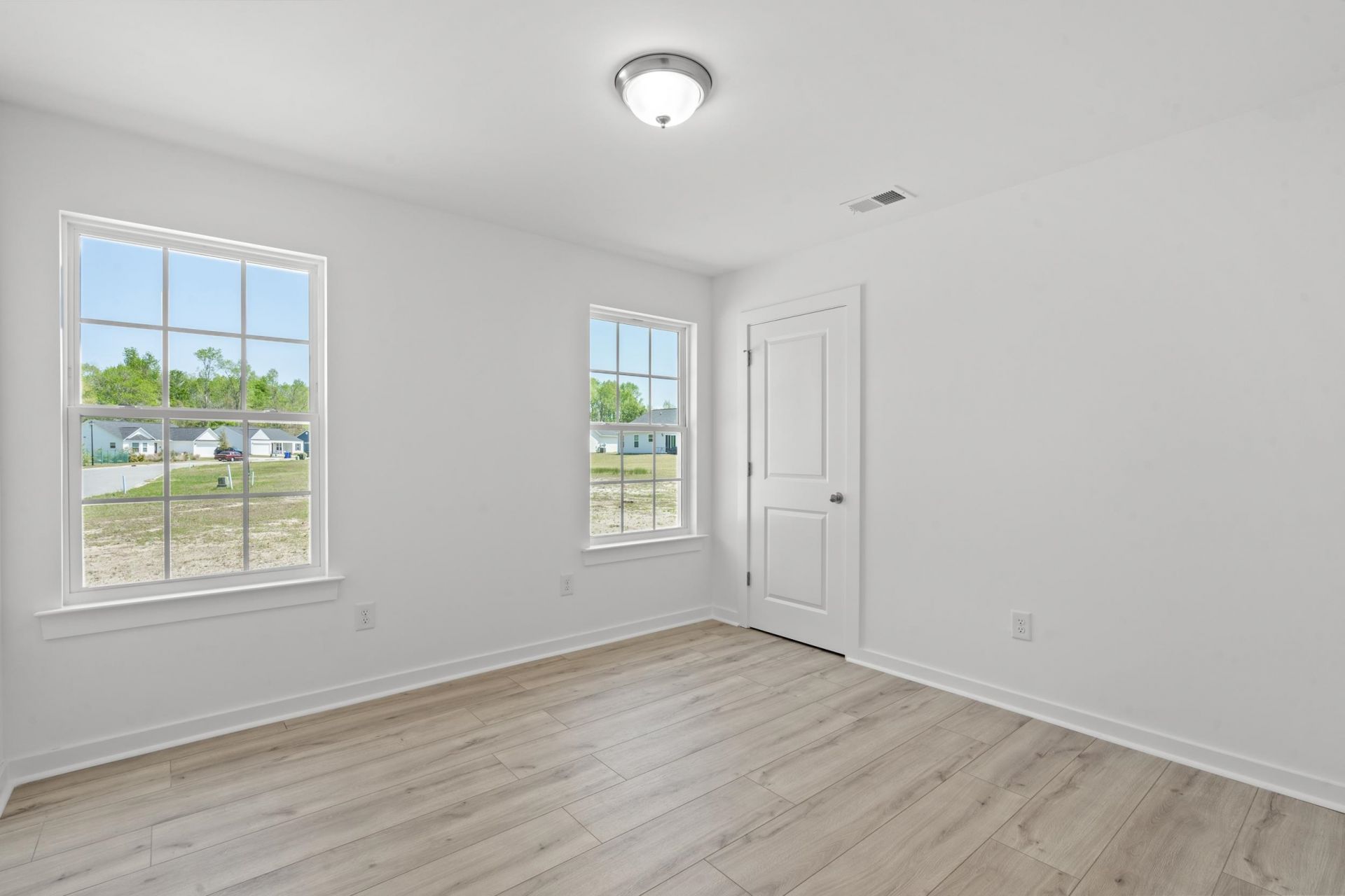 2832 Biscane Ct. Photo 14