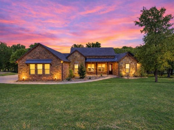 104 Oak Bend Court, Lipan, TX 76462