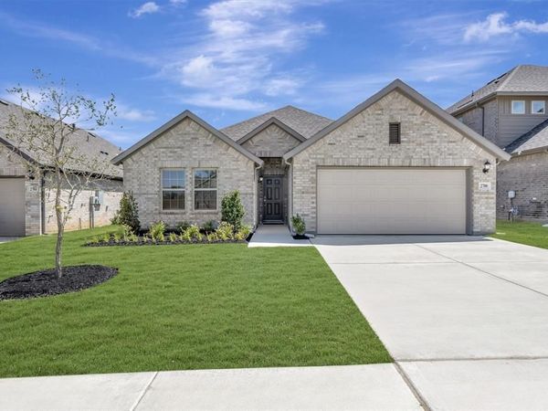 2700 Tamarack Lane, Denton, TX 76226