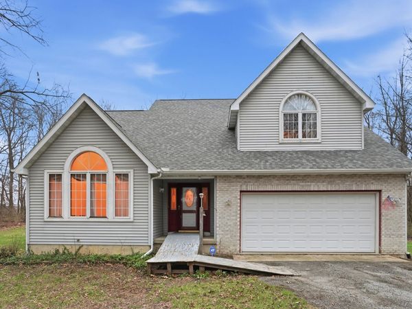 704 W Us Hwy 30 , Valparaiso, IN 46385