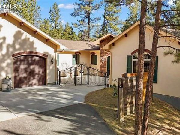 1429 Gore Circle, Larkspur, CO 80118