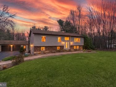 240 HORSESHOE DRIVE, PALMERTON, PA 18071