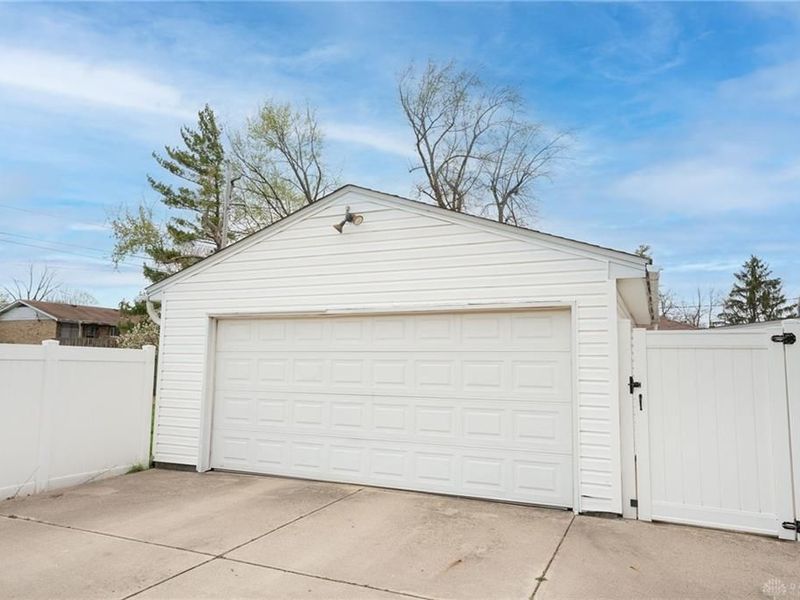 721 Bonnycastle Avenue, Englewood, OH 45322 Photo 20