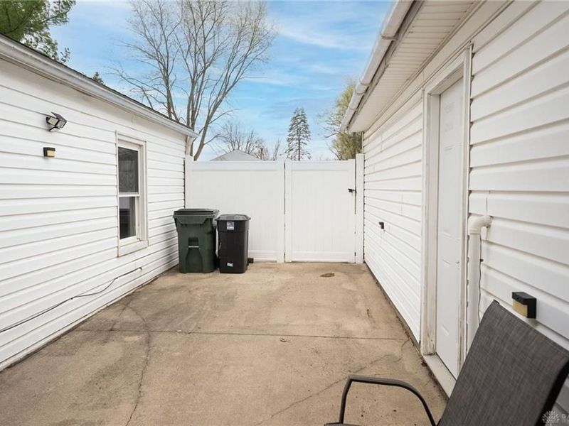 721 Bonnycastle Avenue, Englewood, OH 45322 Photo 27