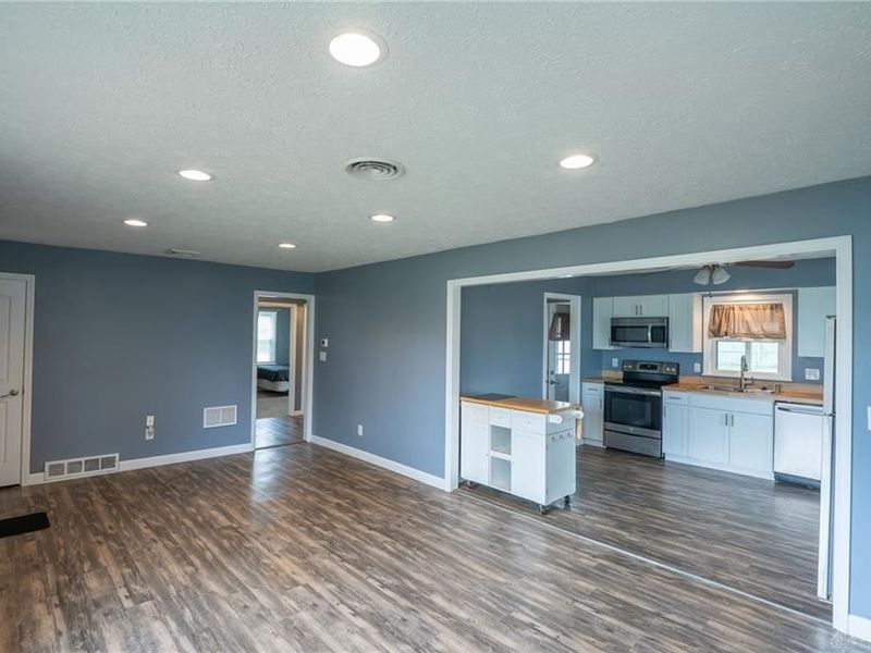 721 Bonnycastle Avenue, Englewood, OH 45322 Photo 7