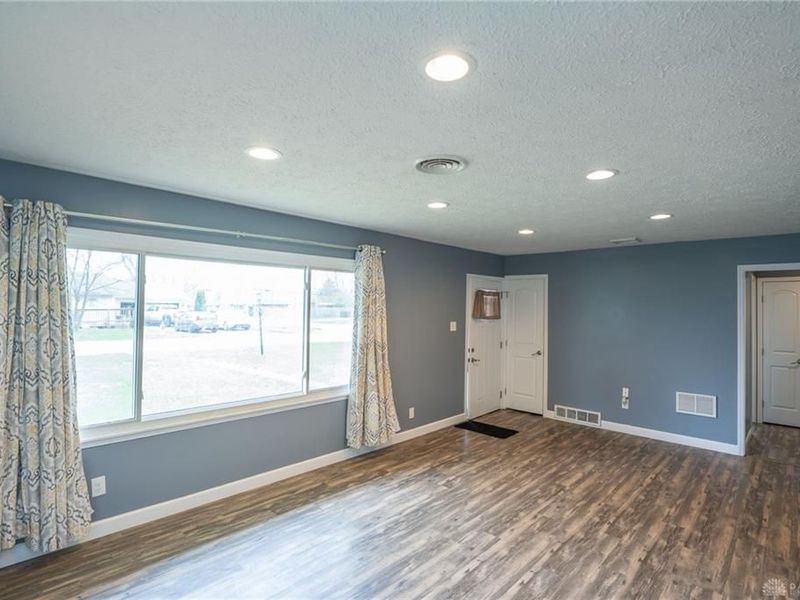 721 Bonnycastle Avenue, Englewood, OH 45322 Photo 8