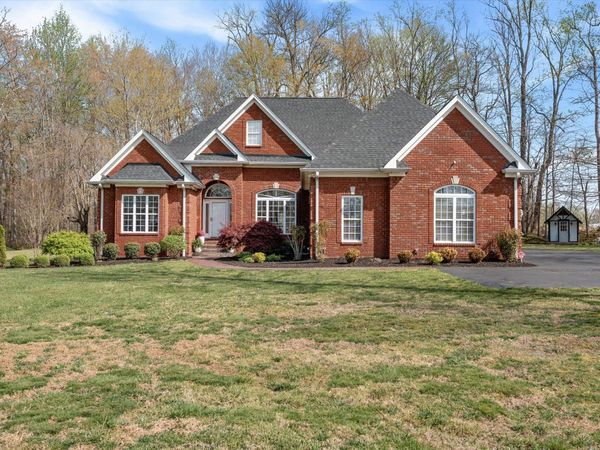 315 Froedge Dr, Lafayette, TN 37083