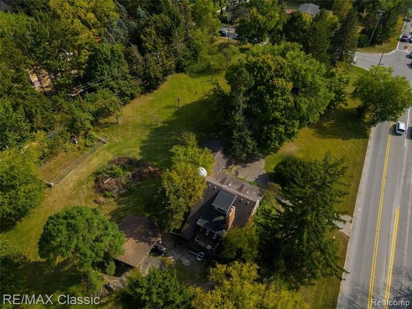 19150 Beck Road , Northville Twp, MI 48167