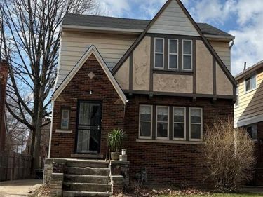 9181 Harvard Road, Detroit, Mi 48224