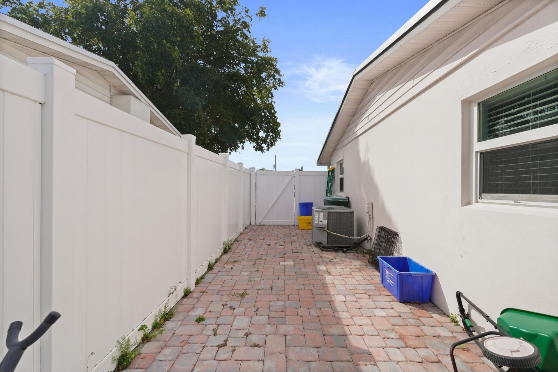 9 Robalo Court, North Palm Beach, FL 33408 Photo